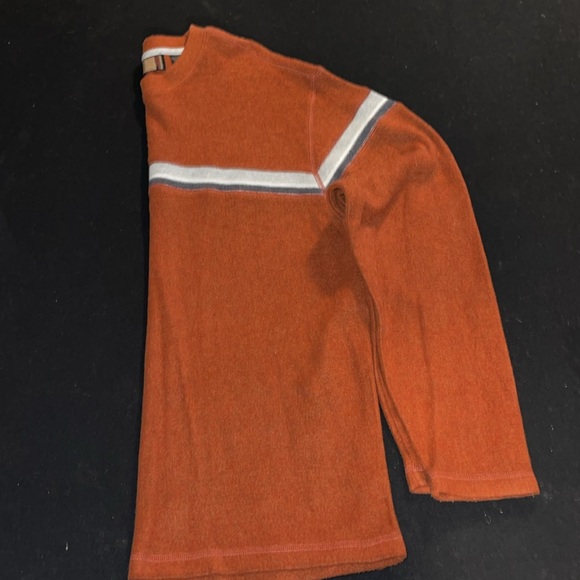 XH crew sweater- uniquely great condition - Picture 4 of 4